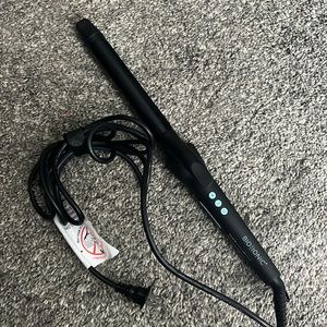 Bio Ionic Long Barrel 1 inch Curling Iron